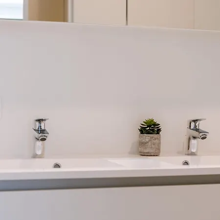 Huswell - With Terrace In The Heart Of Daire Nieuwpoort