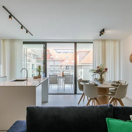 Huswell - With Terrace In The Heart Of * Nieuwpoort